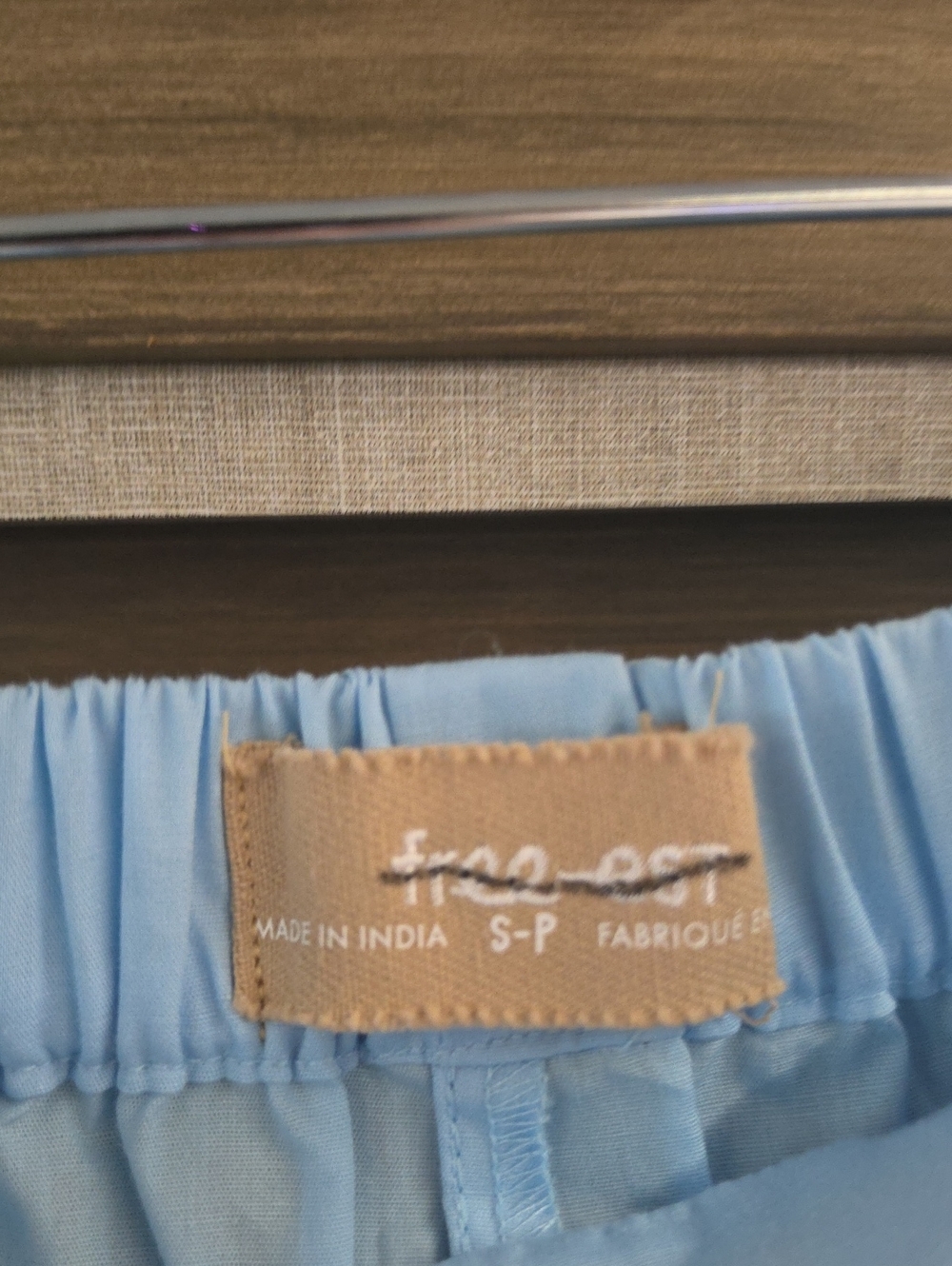 💙MENORCA BERMUDA/CAPRI SHORTS BY "FREE-EST BY "FREE PEOPLE 💙 - Picture 3 of 12